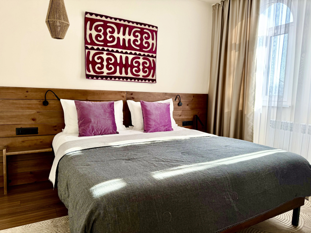 Single Room — Photo 3